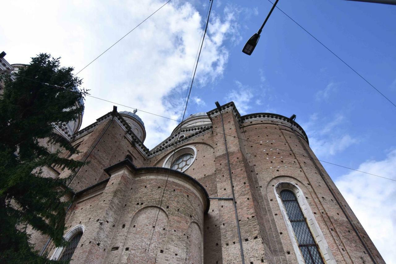 Om Plus Santa Giustina Padova Dış mekan fotoğraf